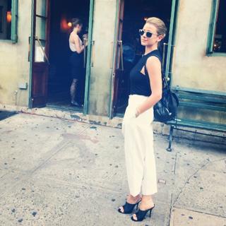 Lo Bosworth feet photo 10