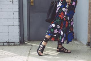 Lo Bosworth feet photo 13