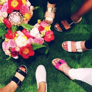 Lo Bosworth feet photo 10