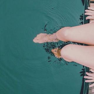 Lo Bosworth feet photo 5