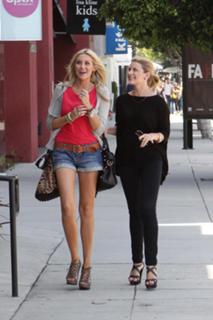 Lo Bosworth feet photo 19