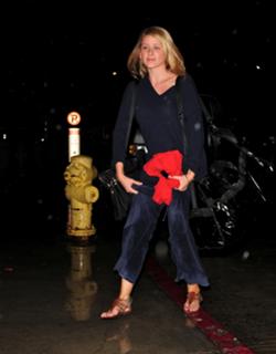 Lo Bosworth feet photo 7