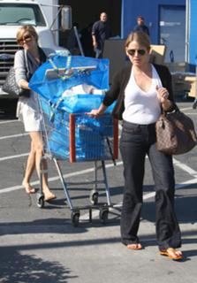 Lo Bosworth feet photo 6