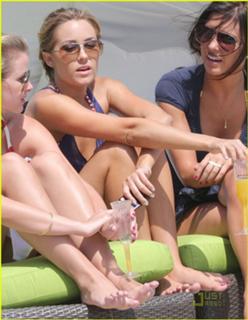 Lo Bosworth feet photo 13