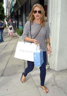 Lo Bosworth feet photo 5