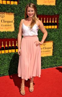 Lo Bosworth feet photo 17