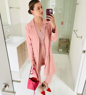 Lo Bosworth feet photo 7