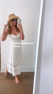 Lo Bosworth feet photo 7