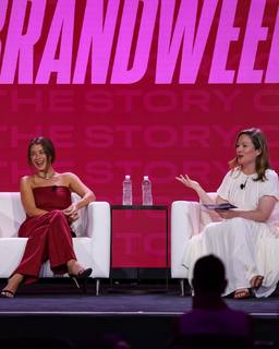 Lo Bosworth feet photo 9