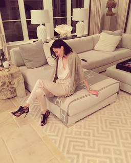 Loan Chabanol feet photo 10