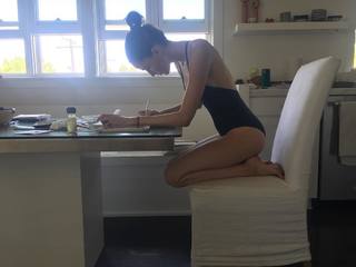 Loan Chabanol feet photo 4