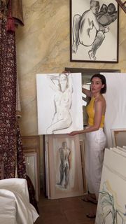 Loan Chabanol feet photo 6