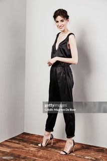 Loan Chabanol feet photo 10