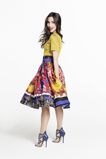 Lodovica Comello feet photo thumbnail