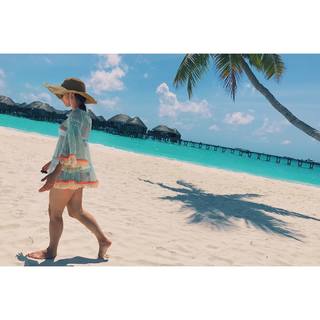 Lodovica Comello feet photo thumbnail