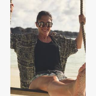 Lodovica Comello feet photo thumbnail