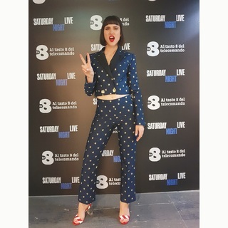 Lodovica Comello feet photo thumbnail