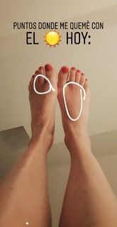Lodovica Comello feet photo thumbnail