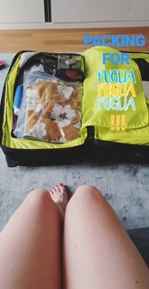 Lodovica Comello feet photo thumbnail