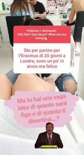 Lodovica Comello feet photo thumbnail