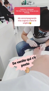 Lodovica Comello feet photo thumbnail