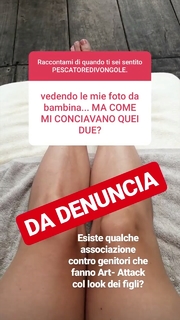 Lodovica Comello feet photo thumbnail