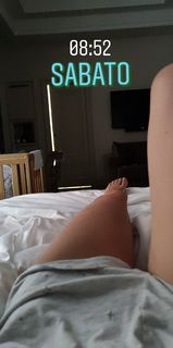 Lodovica Comello feet photo thumbnail