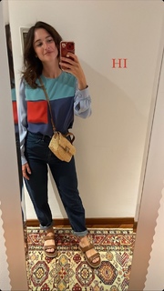 Lodovica Comello feet photo thumbnail