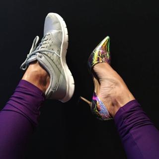 Logan Browning feet photo thumbnail