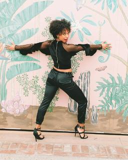 Logan Browning feet photo thumbnail