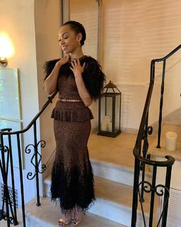 Logan Browning feet photo thumbnail