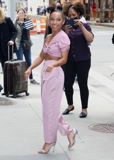 Logan Browning feet photo thumbnail