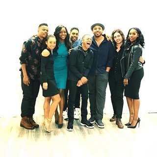 Logan Browning feet photo thumbnail