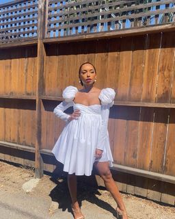 Logan Browning feet photo thumbnail