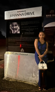 Logan Browning feet photo thumbnail