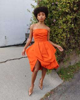 Logan Browning feet photo thumbnail
