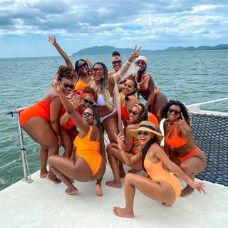 Logan Browning feet photo thumbnail