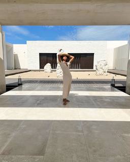 Logan Browning feet photo thumbnail