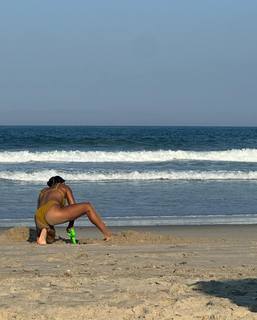 Logan Browning feet photo thumbnail