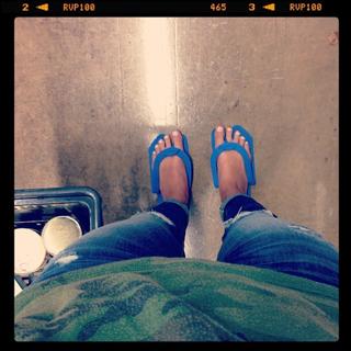 Logan Stanton feet photo 3