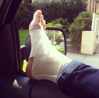 Logan Stanton feet photo 9