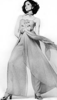 Lois Chiles feet photo 19