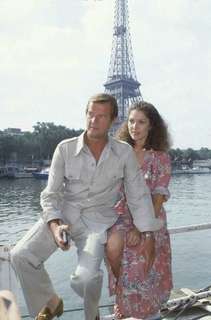 Lois Chiles feet photo 6