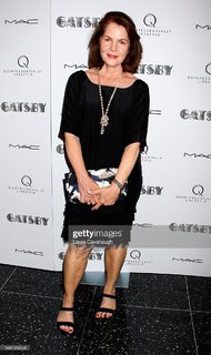 Lois Chiles feet photo 4