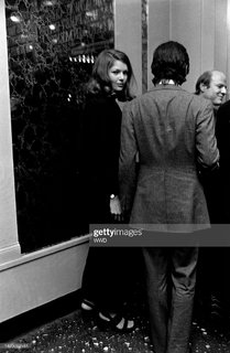 Lois Chiles feet photo 10