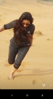 Lojain Omran feet photo 8