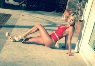 Lola Bezerra feet photo 18