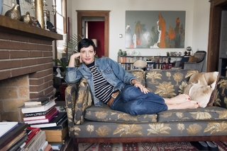 Lola Glaudini feet photo thumbnail