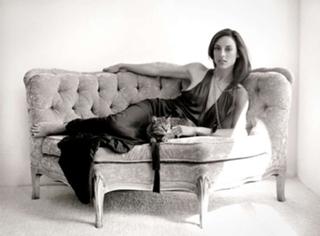 Lola Glaudini feet photo thumbnail