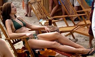 Lola Glaudini feet photo thumbnail